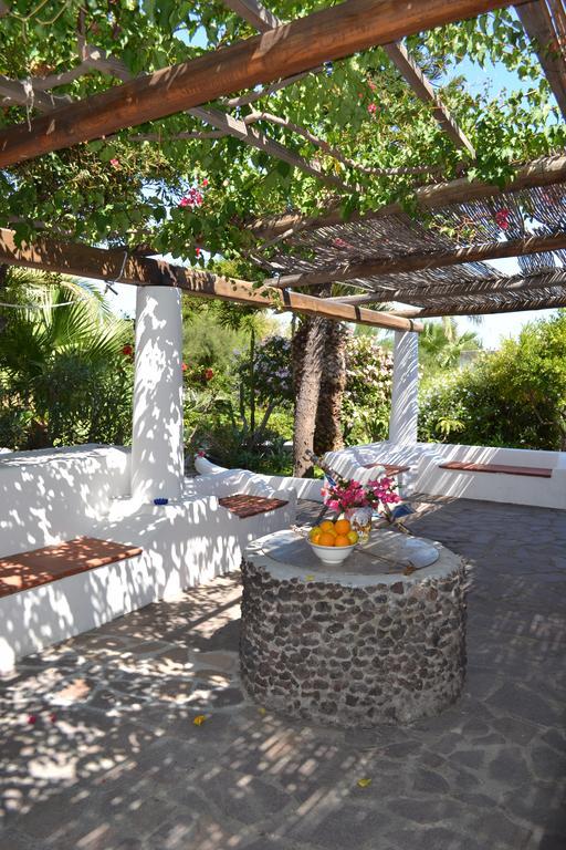 Villa Schicciolina à Stromboli Extérieur photo