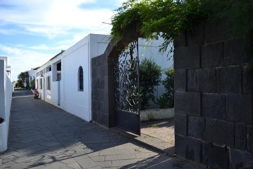 Villa Schicciolina à Stromboli Extérieur photo